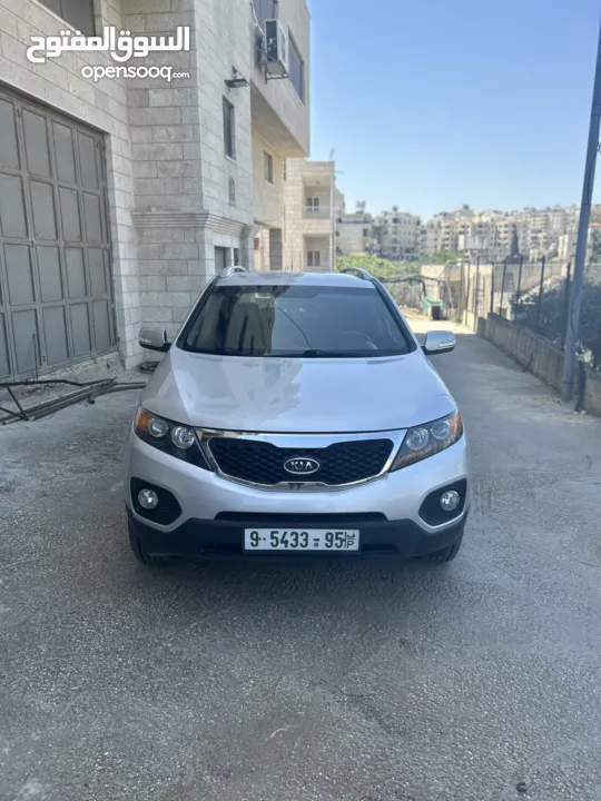 كيا سورينتو 2011 للبيع