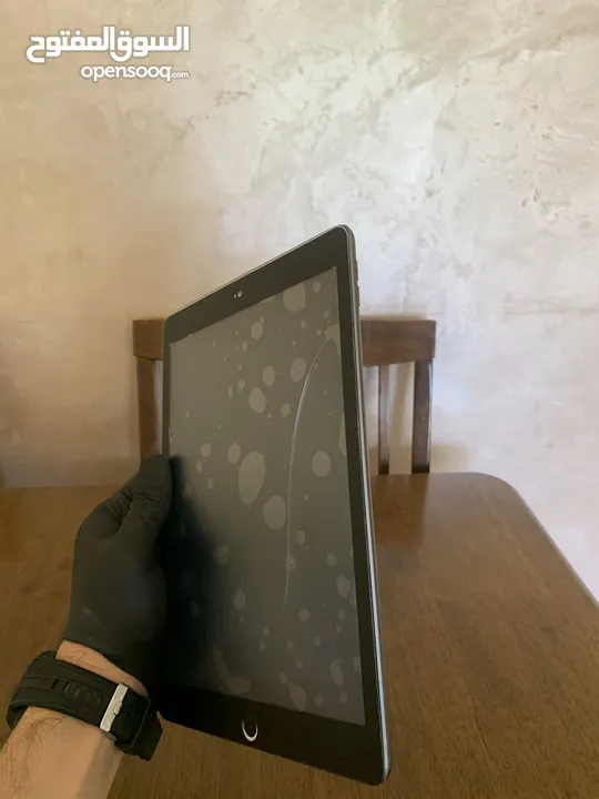 للبيع: iPad الجيل الثامن (iPad 8) – 32GB