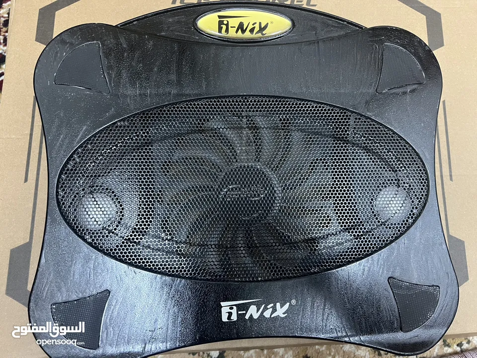 Laptop cooling fan with speaker