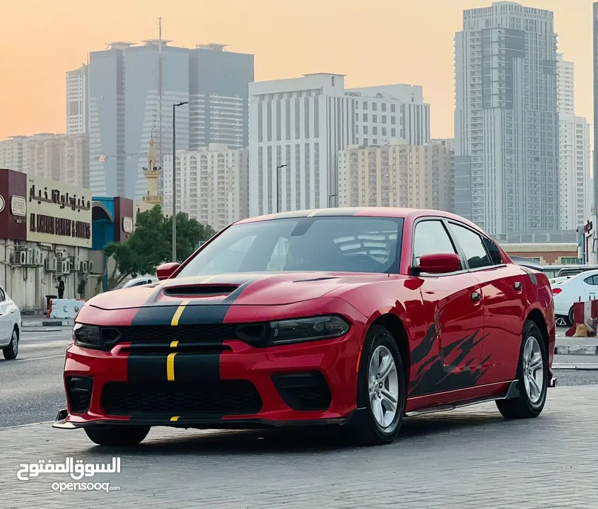 دوج شالجر وارد كندا موديل 2022 كيلومتر 25000