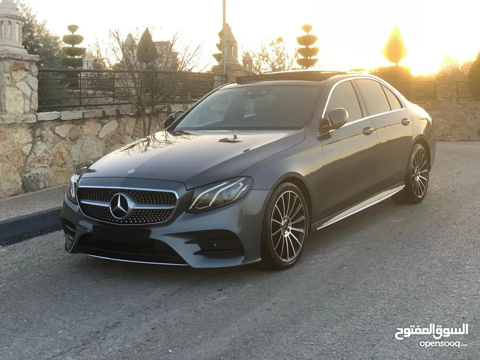 مرسيدس بنز E220 بحالة الوكالة