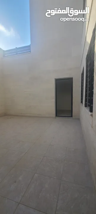 شقه ارضيه في اجمل مناطق الحمر 250 متر تشطيبات مميزه جدا من المالك جديده غير مسكونه دفعة و اقساط