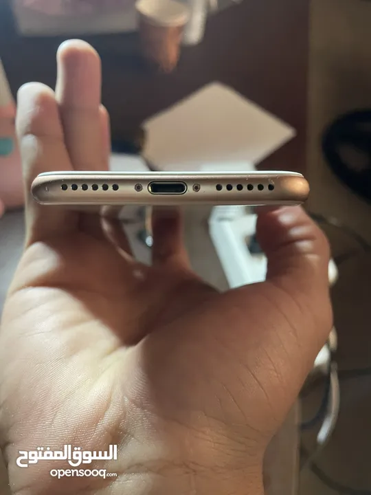 أيــفـــونـ8