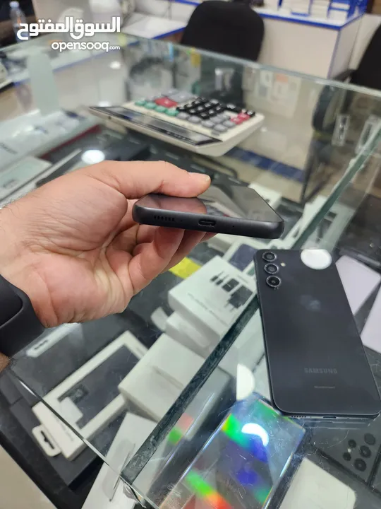 samsung A54 بحالة الوكالة بسعر مميز