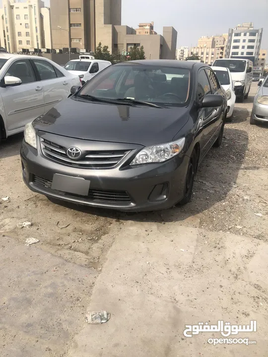 للبيع تويوتا كرولا 1600Cc وكاله الساير 2013 رمادي الداخل بيج فل اتوماتيك