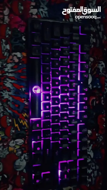 "عيش تجربة اللعب الكاملة مع كيبورد RGB بإضاءة متغيرة وتحكم كامل"
