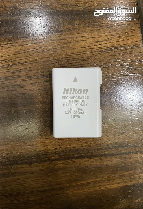 Nikon D3500  شبه الوكاله للبيع