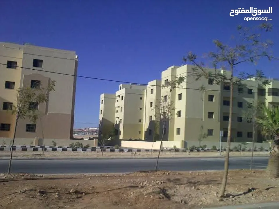 شقه للبيع في مدينه خادم الحرمين الشريفين الزرقا
