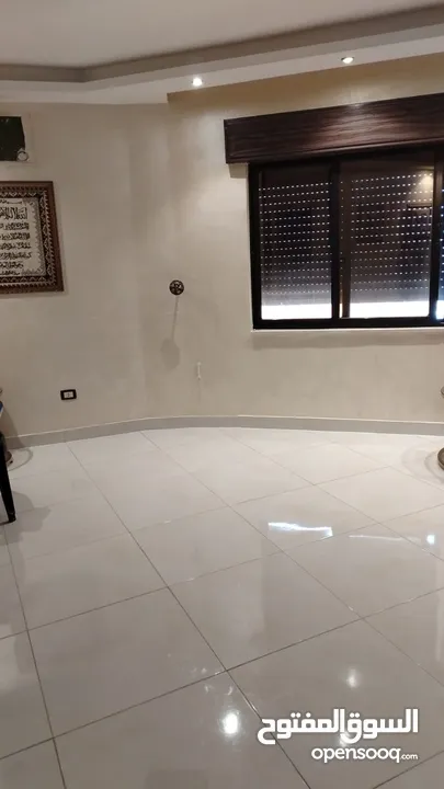 شقه مميزه للإيجار السنوي باحسن المواقع في عمان بسعر مميز