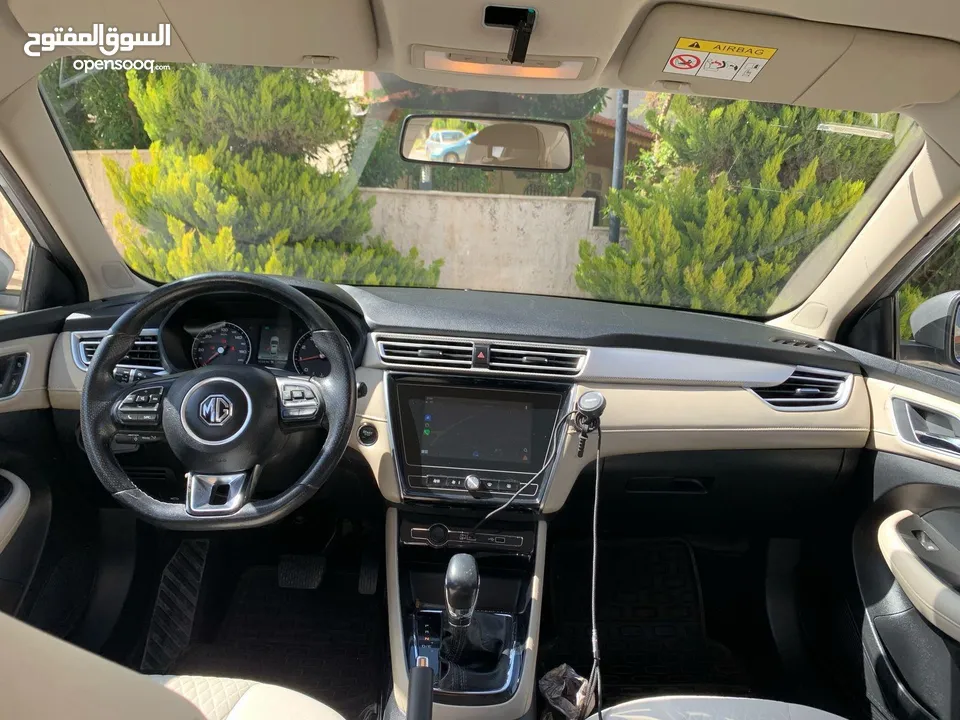 سيارة MG 5، لون سلڤر، فحص كامل، وارد الشركة، كفالة الشركة، بنزين اقتصادية جدا