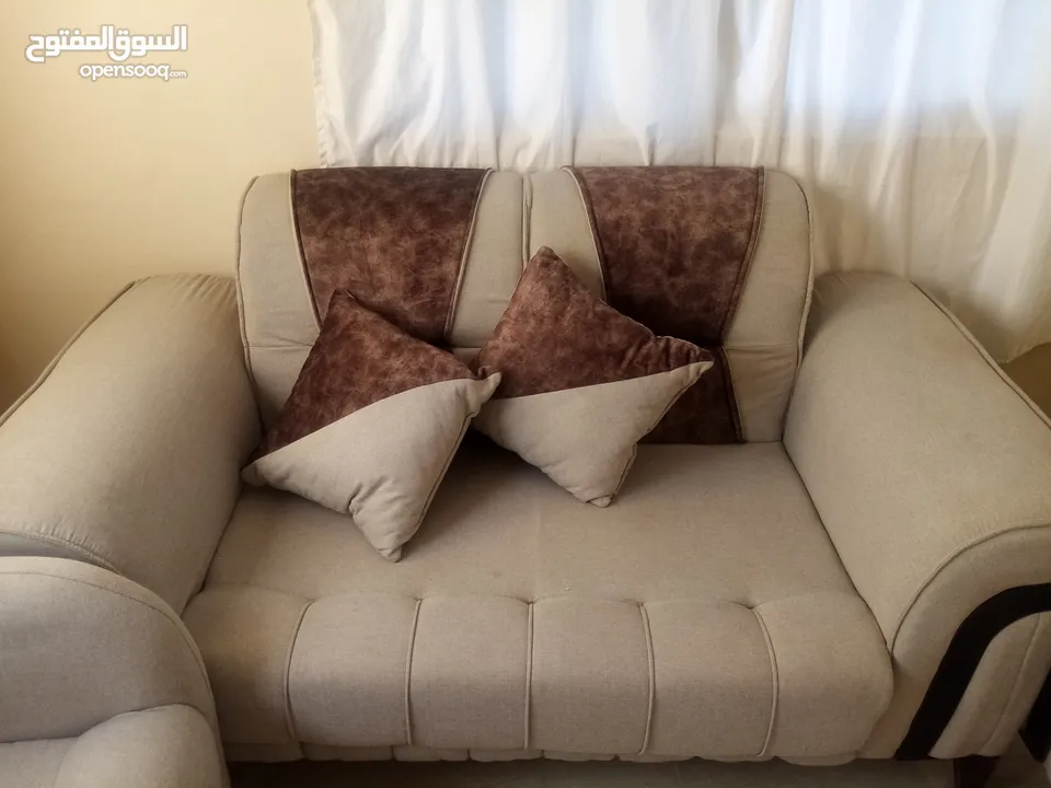 طقم كنب سبعه مقاعد