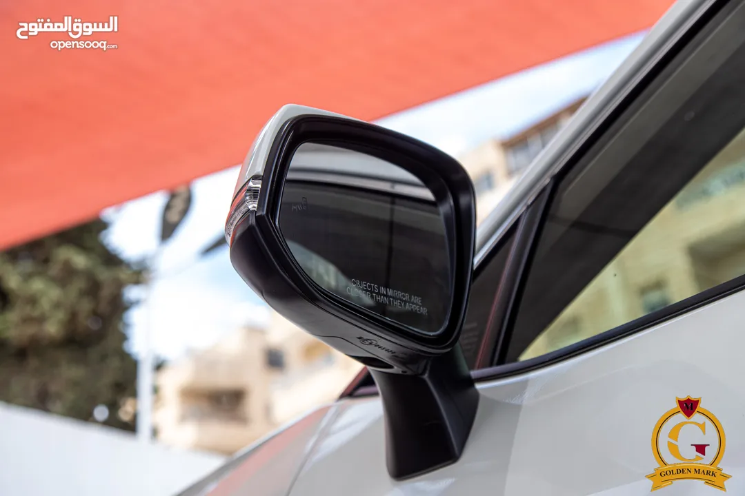 Toyota Rav4 Xle 2021  السيارة وارد كوري و قطعت مسافة 14,000 كيلو متر فقط