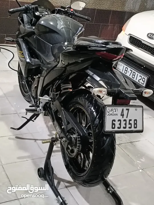 سوزوكي جكسر 250cc