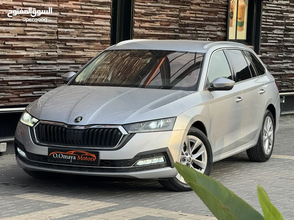 سكودا اوكتافيا ستيشن A8 عداد قليل و فحص نخب ، بحالة الوكالة ، إضافات كاملة و بسعر مميز