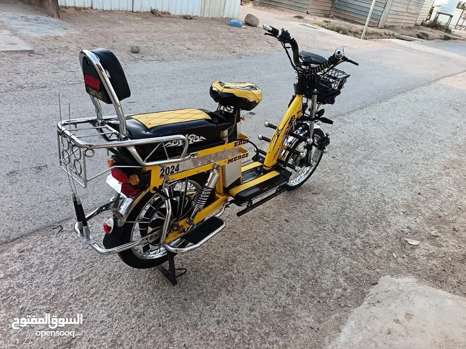 دراجة كهربائية بطارية اكبر حجم  72/22 كفالة مشي 50 كيلو واكثر ان شاء الله