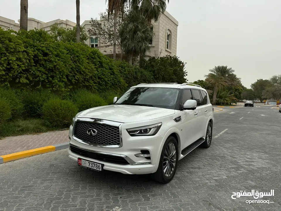 للبيع انفينتي QX80 موديل 2019 خليجي من داخل زعفراني فلل اوبشن كاااملة المواصفات  قمة فالنظافة