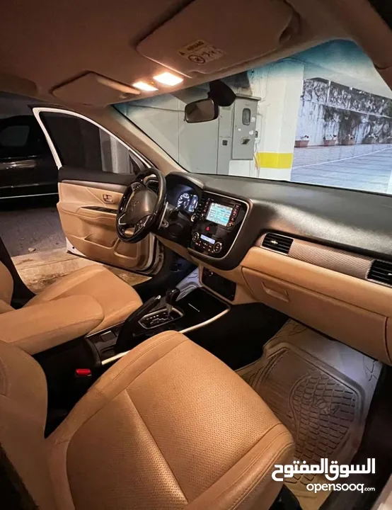Mitsubishi Outlander in agency condition, fully loaded, 7 seats, good condition, 2018 model