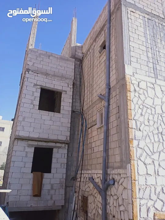 عماره للبيع بسعر مغري