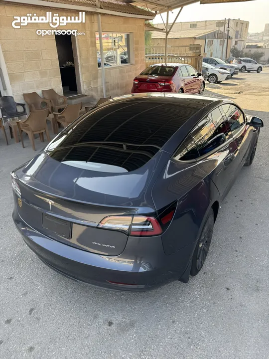 Tesla modal 3 long range 2023