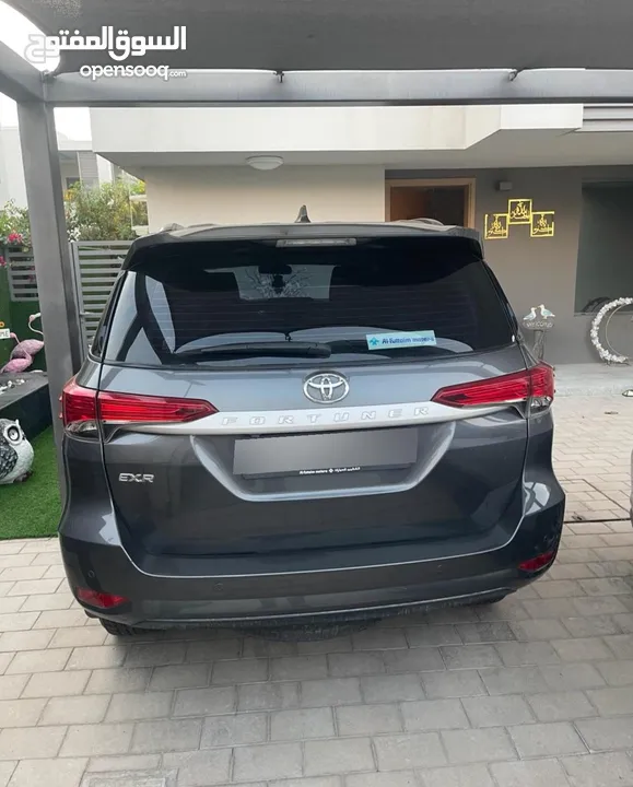 Toyota Fortuner 2023 EXR GCC specifications, Al Futtaim maintenance, 40000 Km only.