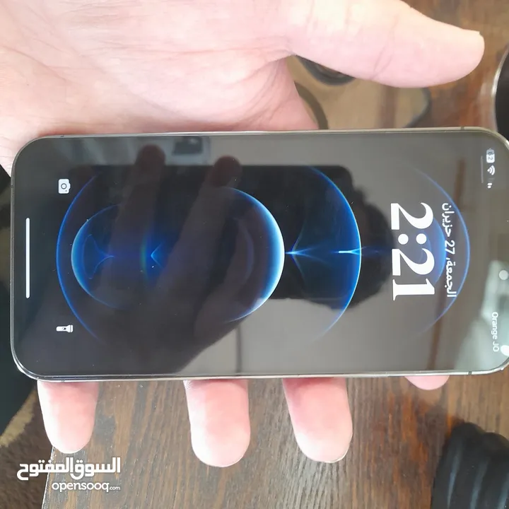 آيفون 12 برو للبيع