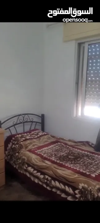 للايجار مفروش غرفتين نوم صالون مطبخ حمام عماره هادئه مكيف قريبه من الخدمات
