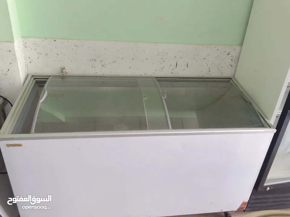فريزر بطح بحال وكاله عندي  130 سم موفر للطاقه