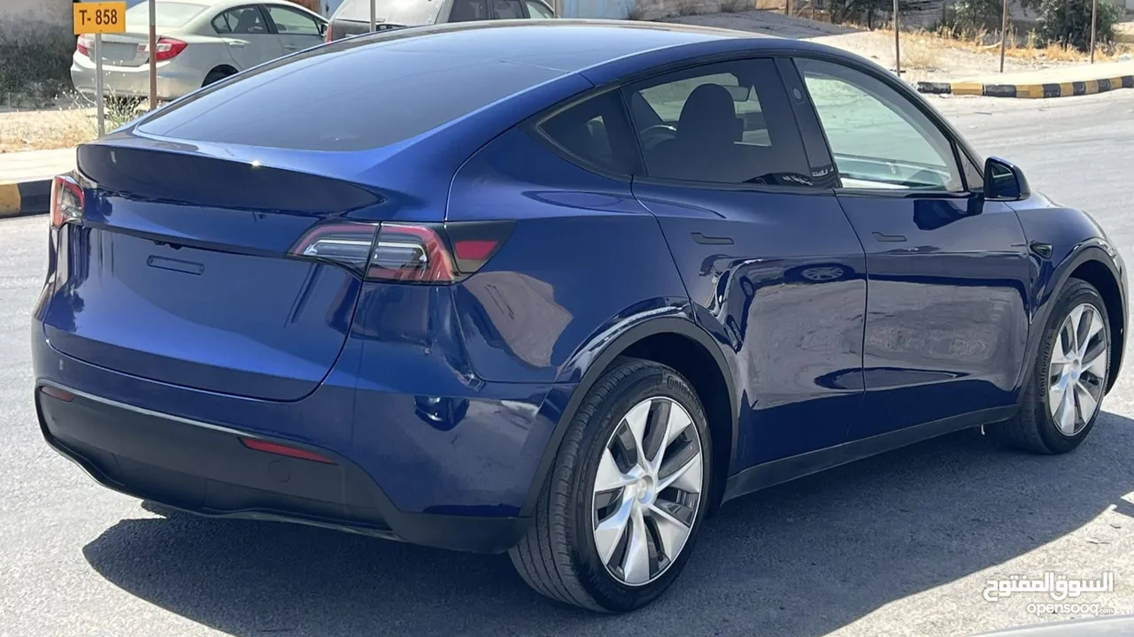 Tesla Model Y 2023 Dual Motor Long Range