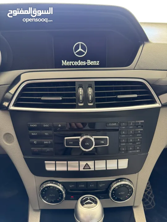 Mercedes C-Class C 200  مرسيدس c200 2012