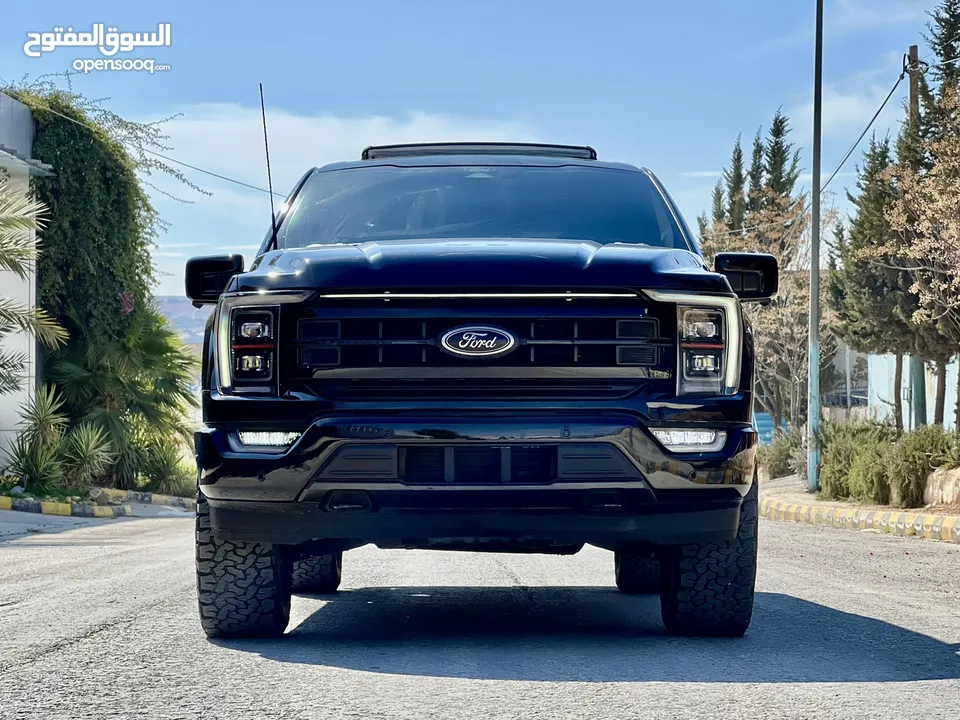 2022 FORD F-150 Platinum Hybrid Black-Edition