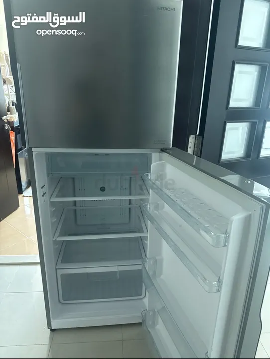 Hitachi Refrigerator-freezer