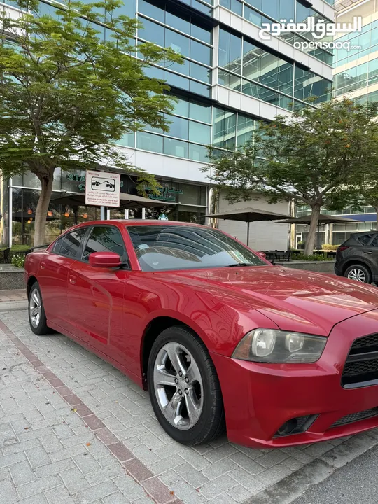 Dodge charger 2013 V6