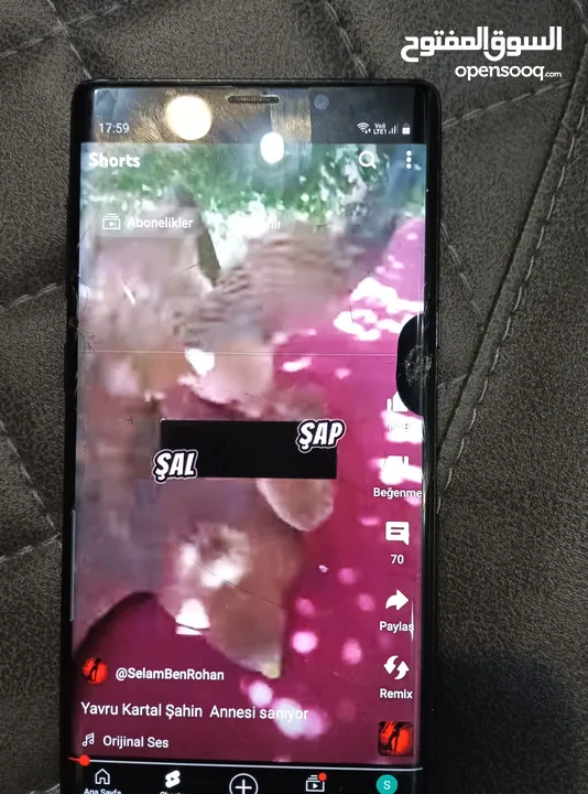 Broken screen is working but the screen needs to be replaced