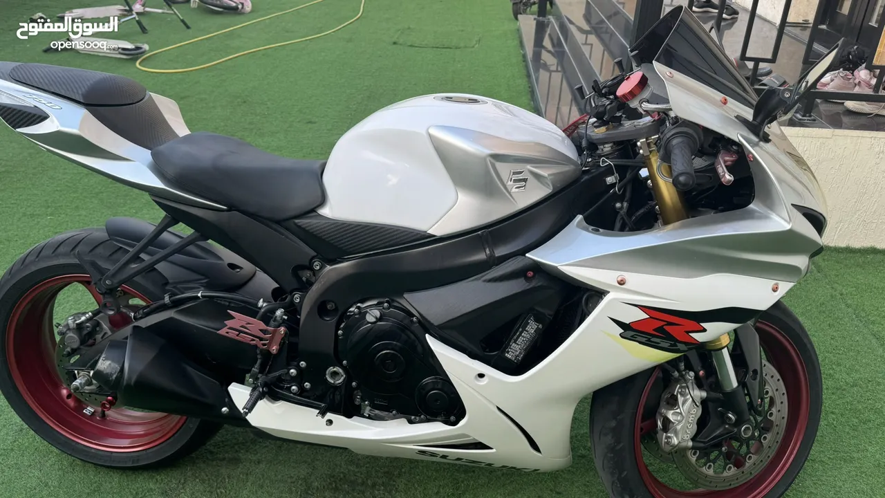 سوزوكي GSXR 750 2017