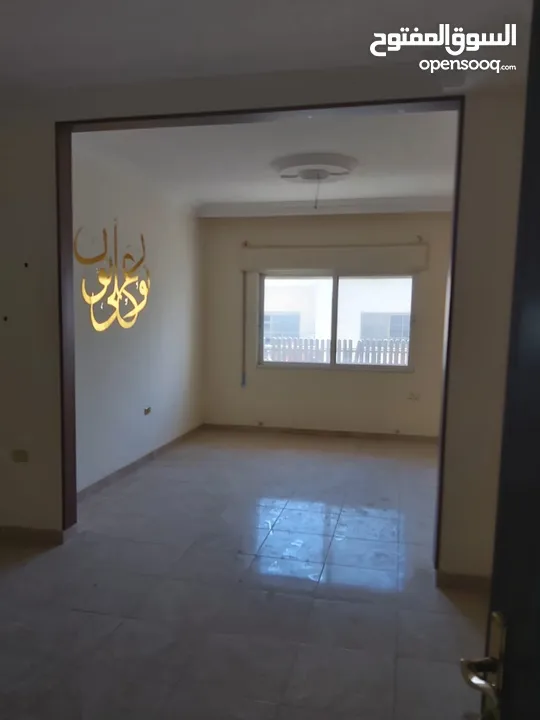 شقة 138م طابق ثالث بإطلالة رائعة قرب دفاع مدني البيادر للبيع من المالك
