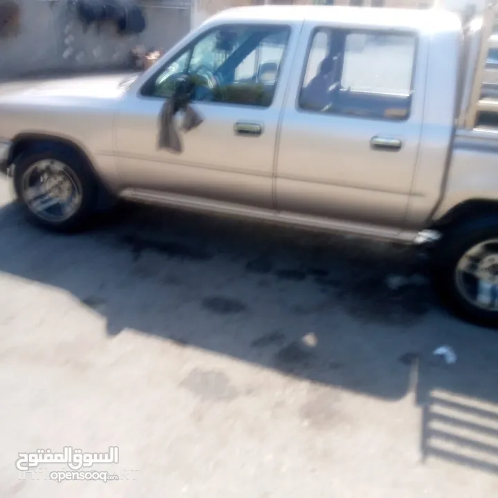 هيلوكس 1995  للبيع