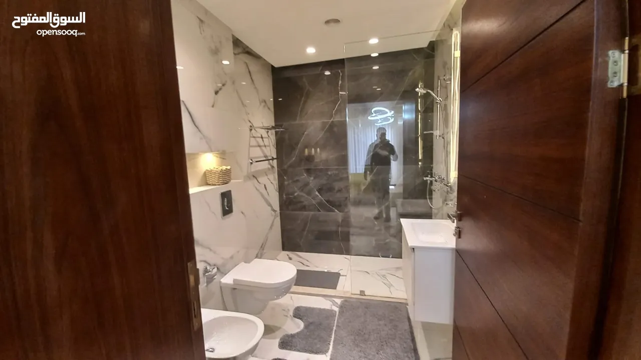 شقة فاخرة لللايجار في عبدون ( Property 40198 )-174873602