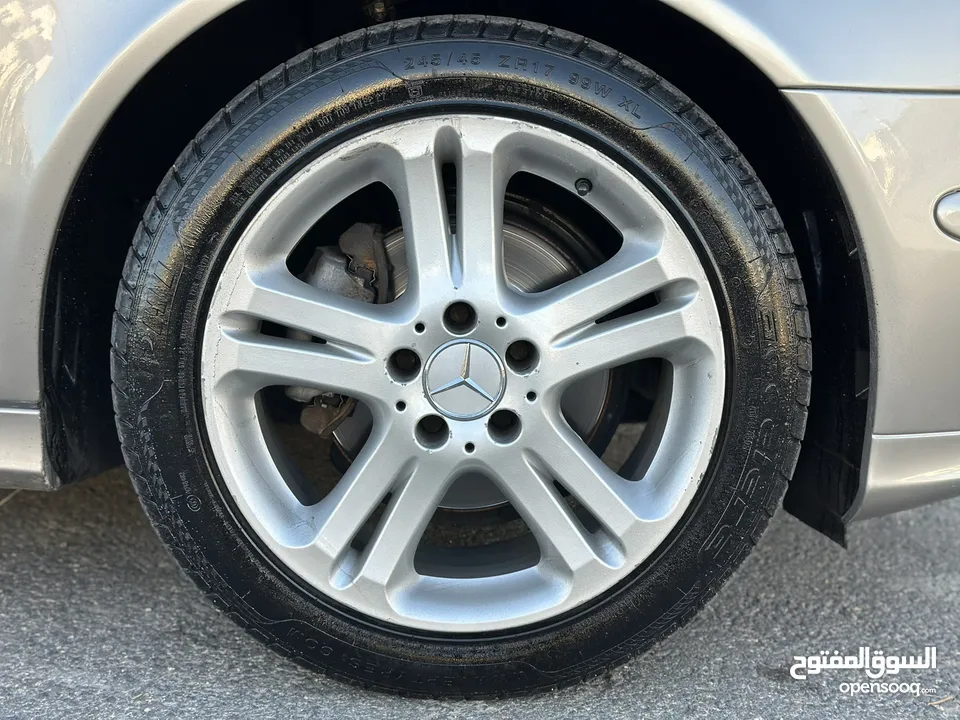 Mercedes E200 2004 ( Avantgarde ) Full option وارد الوكالة فحص كامل