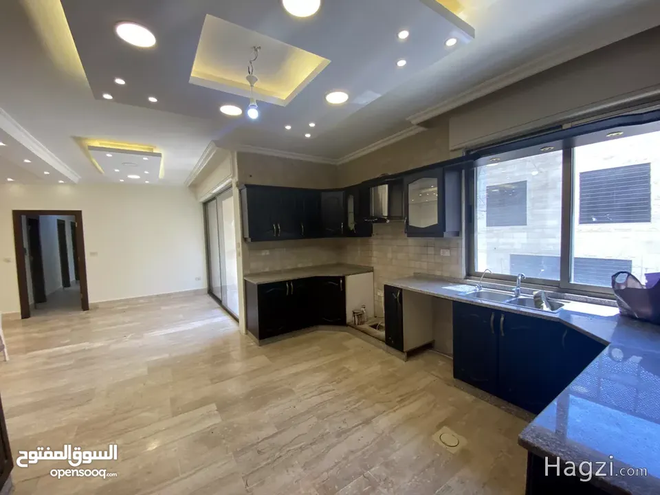 شقة غير مفروشة للإيجار 300م2 ( Property 15962 ) سنوي فقط