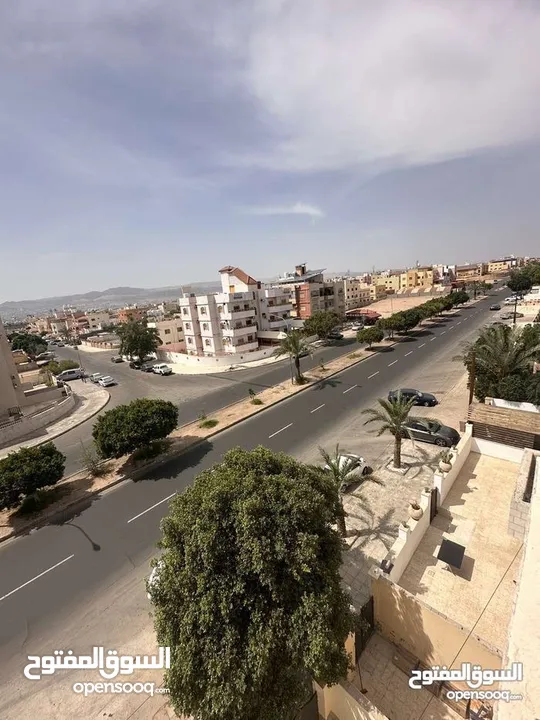 شقه للبيع في الثالثه جديده لم تسكن طابق ثاني شارع رئيسي مقابل السادسه اكمال المنشور في الأسفار
