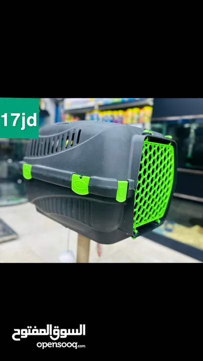 عرووض ناار على بكسات النقل للقطط