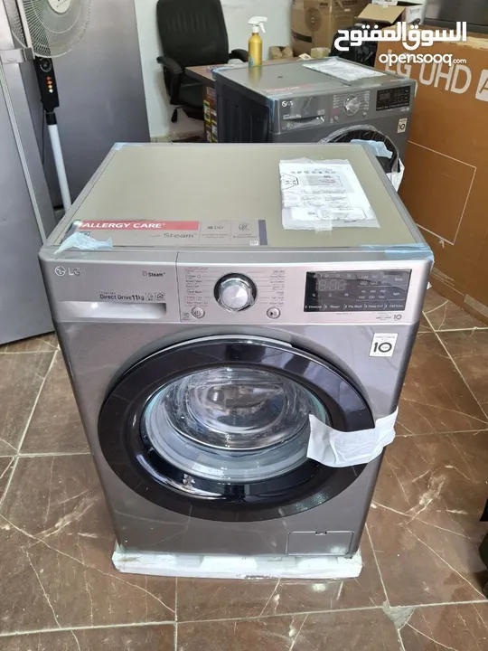 غسالة اوتوماتيك LG فيفاتشي برو تحميل امامي ماتور انفرتر  ديجيتال تاتش  ماتور دفع مباشر   11 كيلو فضي