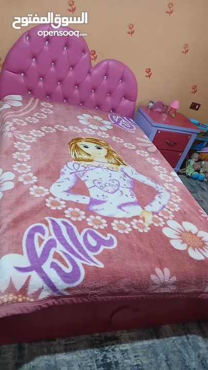غرفة نوم تقيلة للبيع... فرصة