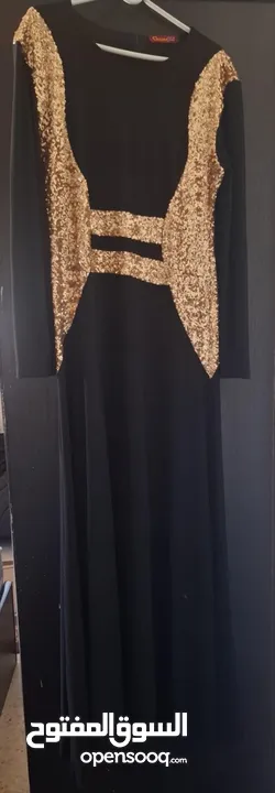 فستان للبيع