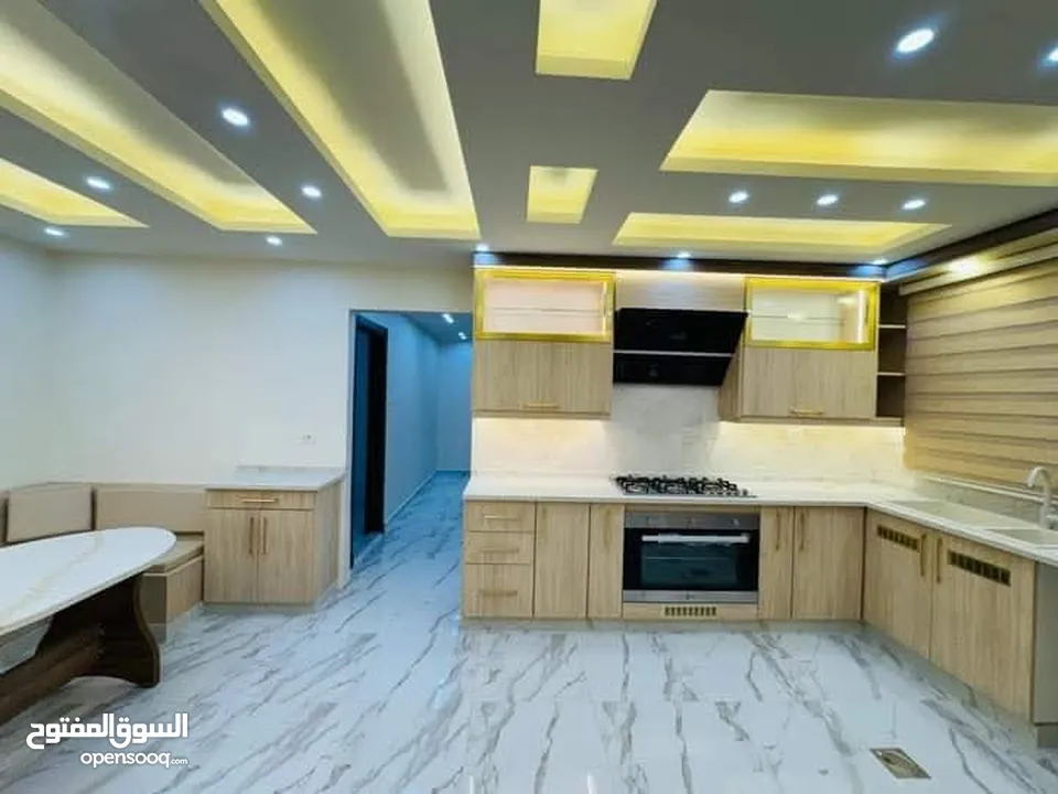 كافة انواع المطابخ المنيوم خشب شركة النموذج الموقع شارع الجامعه مجمع ابو الحاج التجاري طابق الرابع
