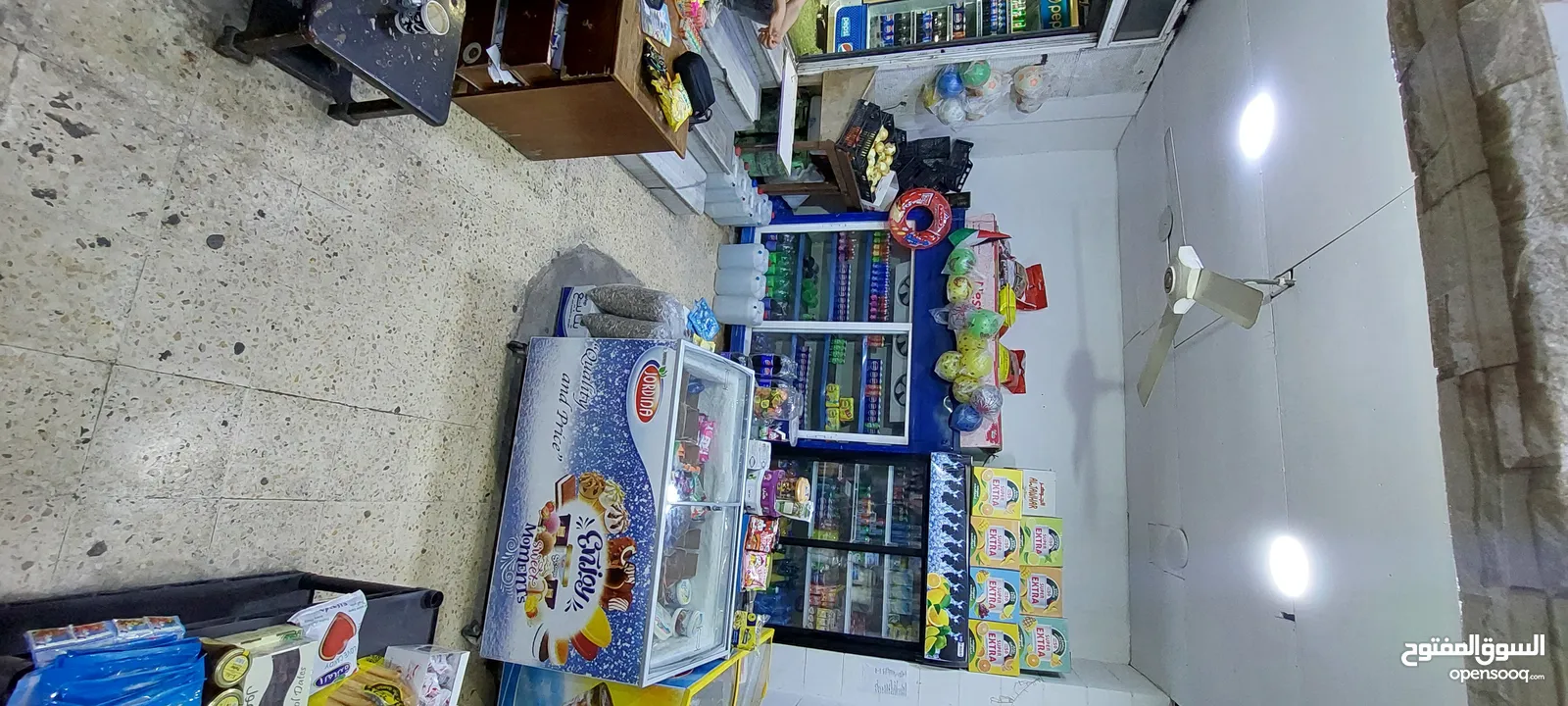 سوبر ماركت للبيع شمال فندق الجود