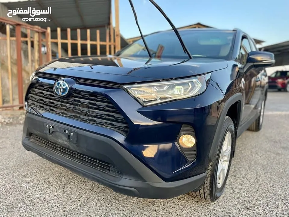 2021 تويوتا راف فور هايبرد    بطارية ليثيوم فورويل وارد أمريكي XLE