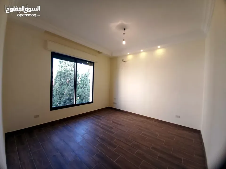 شقة طابق اول للبيع في دابوق ( Property ID : 30374 )