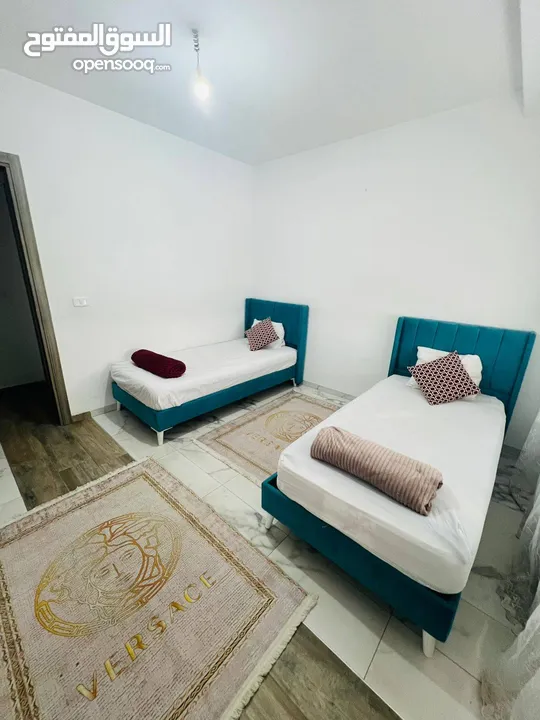 زوز اسرة للبيع