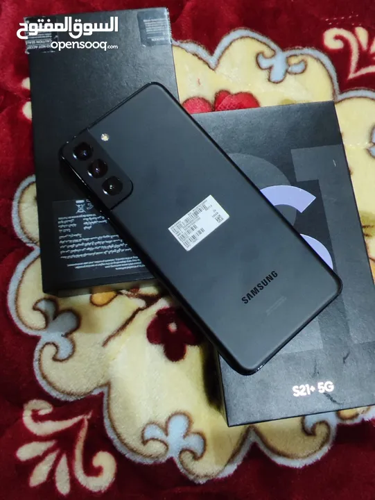 على الفحص Samsung S21plas 5G رام 16 جيجا 128 و256 أغراضة والكرتونه الأصلية متوفر توصيل